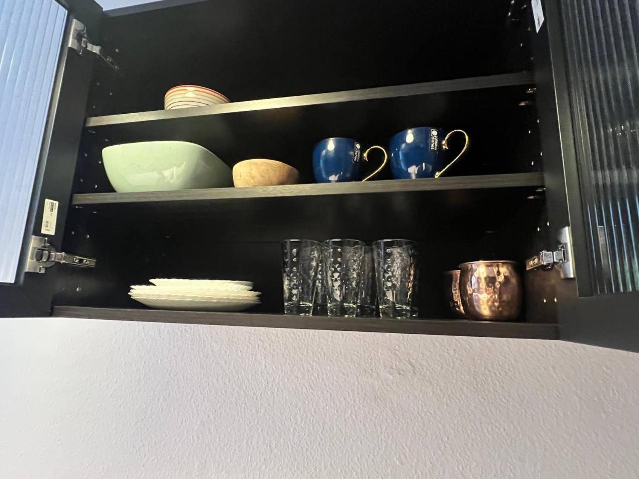 Stylish 2-Room Apartment With Balcony Next To East Side Gallery Berlin Exteriör bild