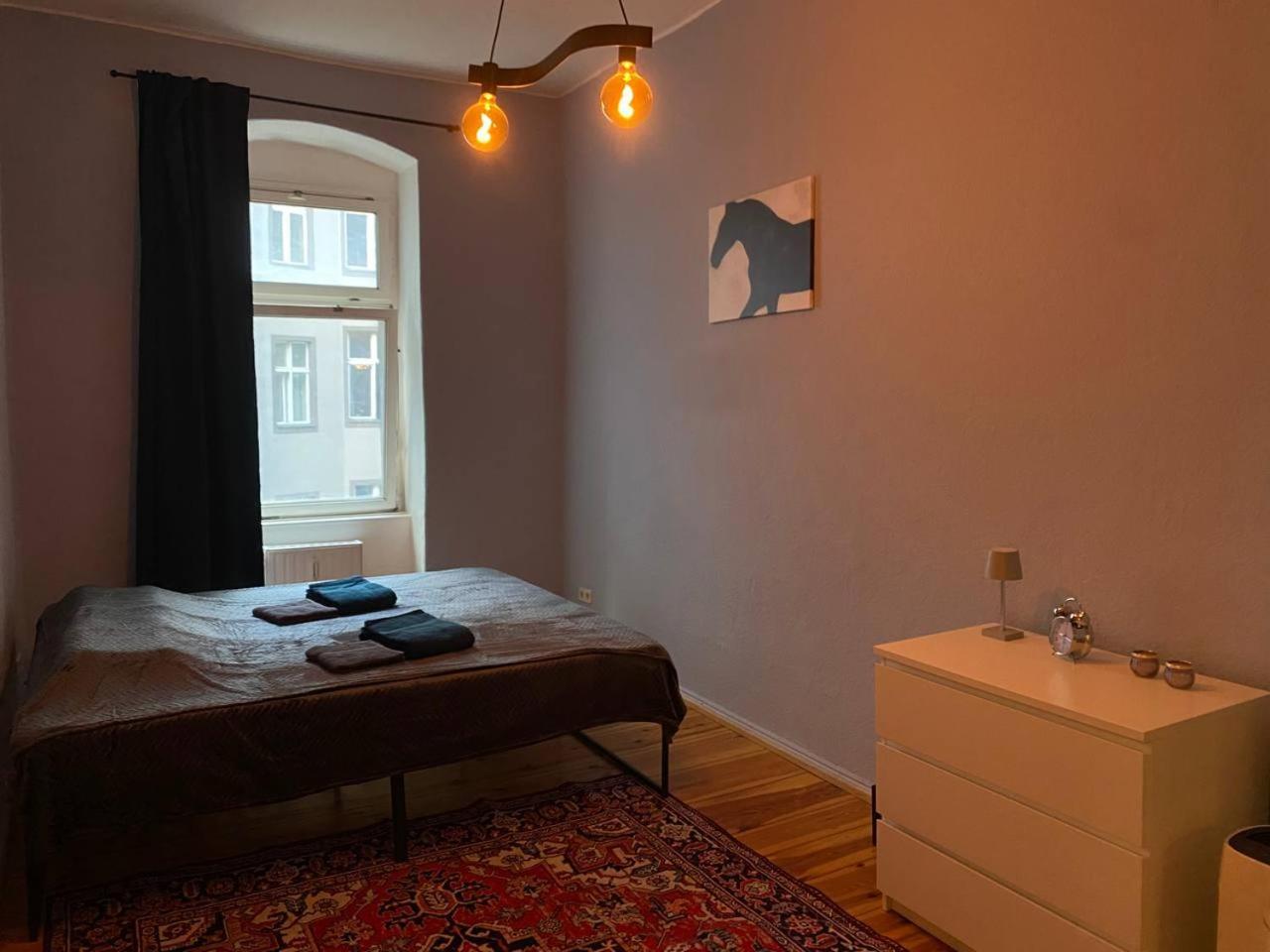Stylish 2-Room Apartment With Balcony Next To East Side Gallery Berlin Exteriör bild