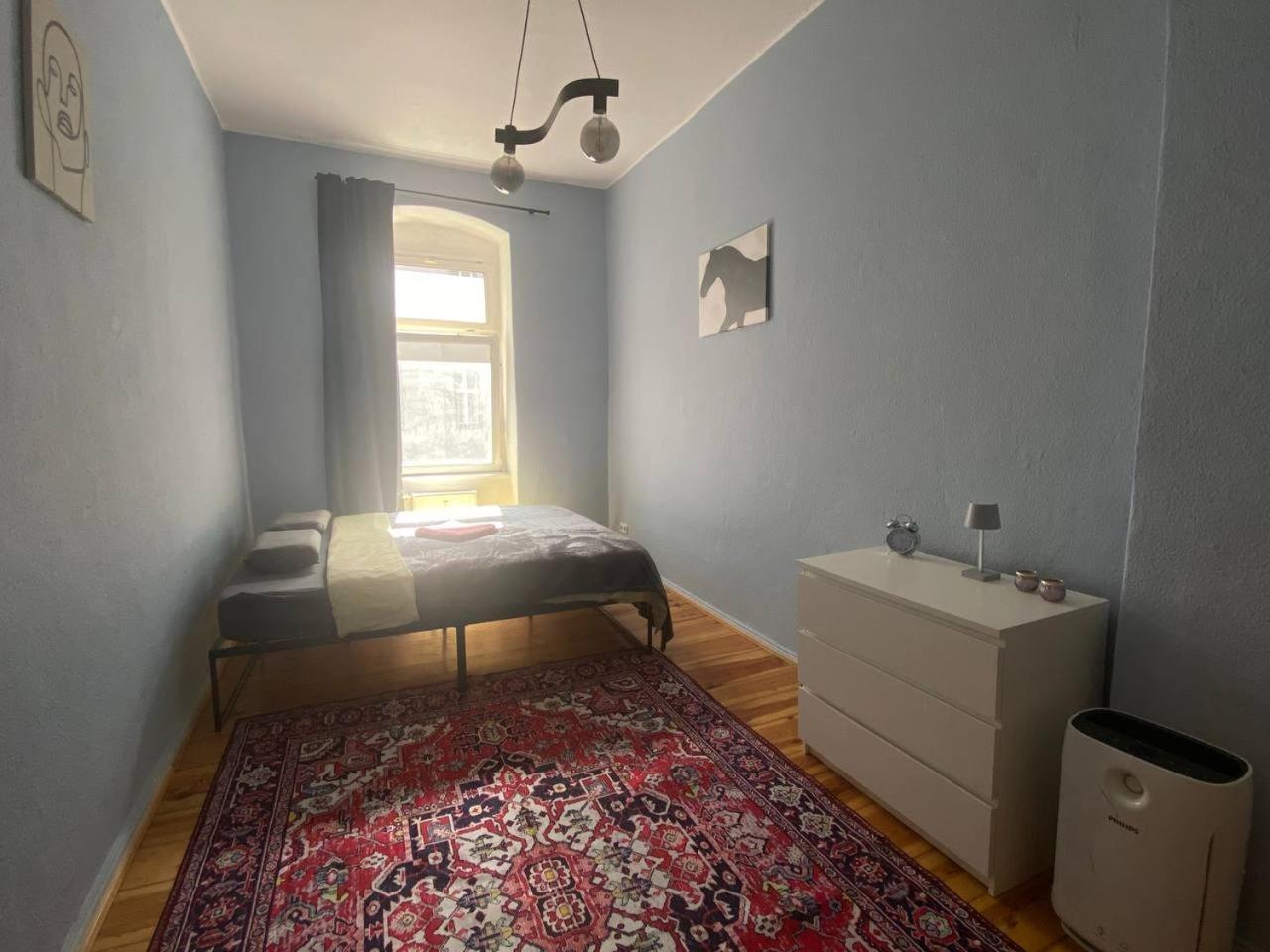 Stylish 2-Room Apartment With Balcony Next To East Side Gallery Berlin Exteriör bild