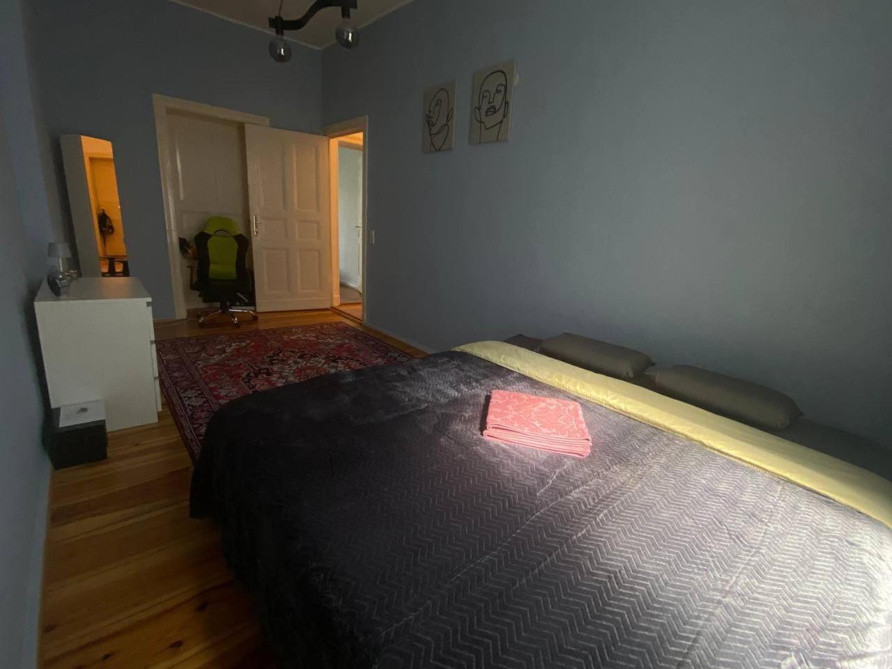 Stylish 2-Room Apartment With Balcony Next To East Side Gallery Berlin Exteriör bild