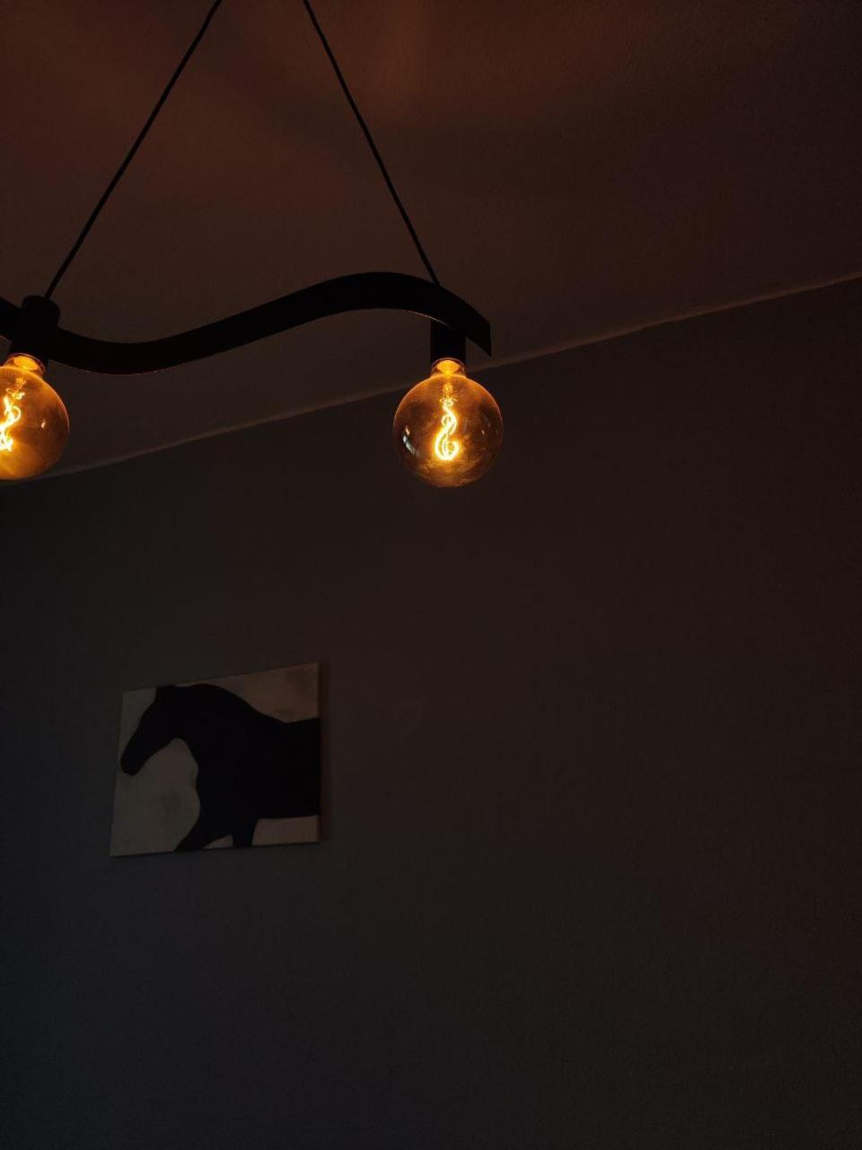 Stylish 2-Room Apartment With Balcony Next To East Side Gallery Berlin Exteriör bild